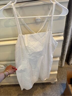 Women’s White Dress